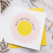 Load image into Gallery viewer, Large Flower Card - Circle cut - Daisy - 'Happy Birthday Flower'