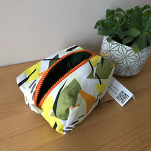 Load image into Gallery viewer, Zipped Bag - Abstract Goldcrest