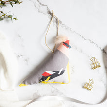 Load image into Gallery viewer, Cotton Hanging Decoration - Waxwing