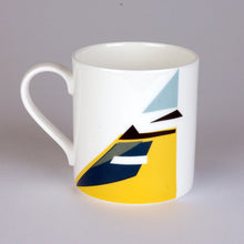 Load image into Gallery viewer, Bird Mug